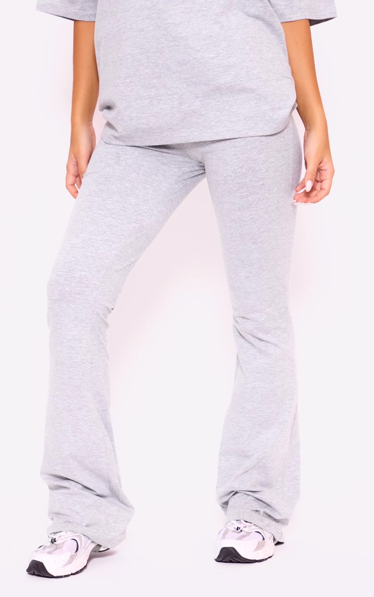 PRETTYLITTLETHING Ash Grey Print Flared Pant image 2
