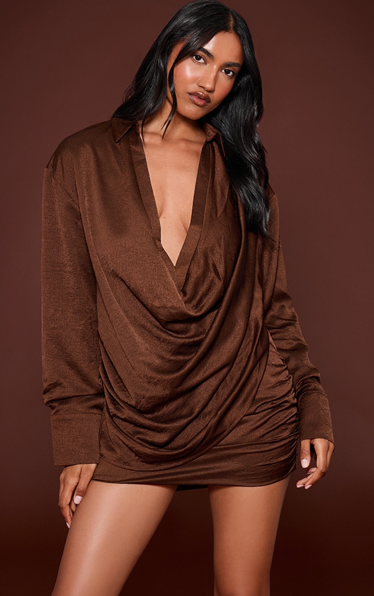 Chocolate Textured Satin Ruched Mini Skirt image 4