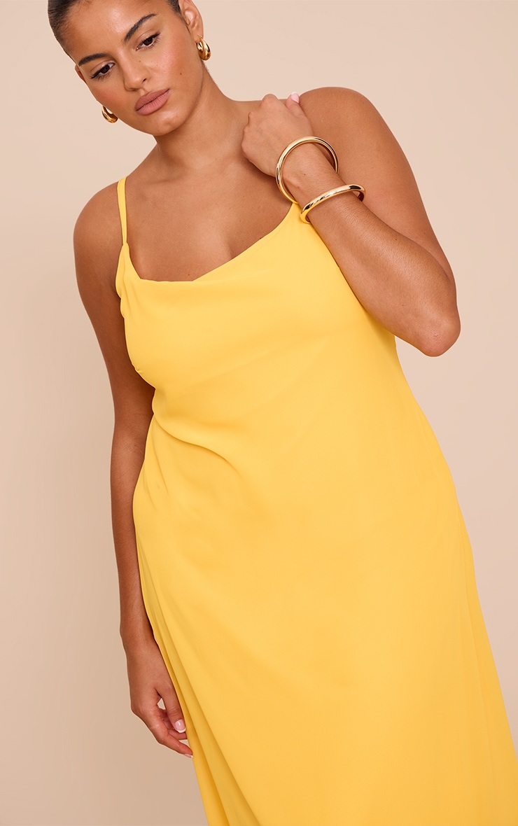 Plus Robe longue en mousseline de soie jaune à bretelles fines image 4