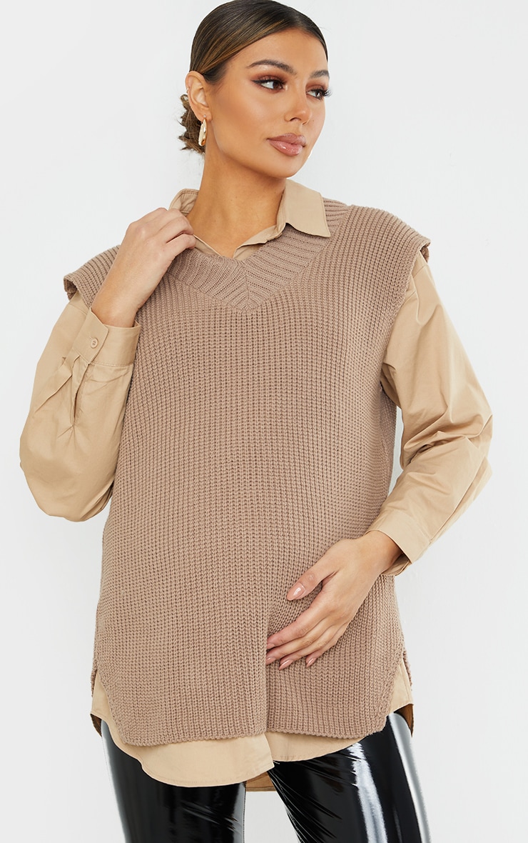 PLT Maternité - Pull fendu sans manches taupe à col en V