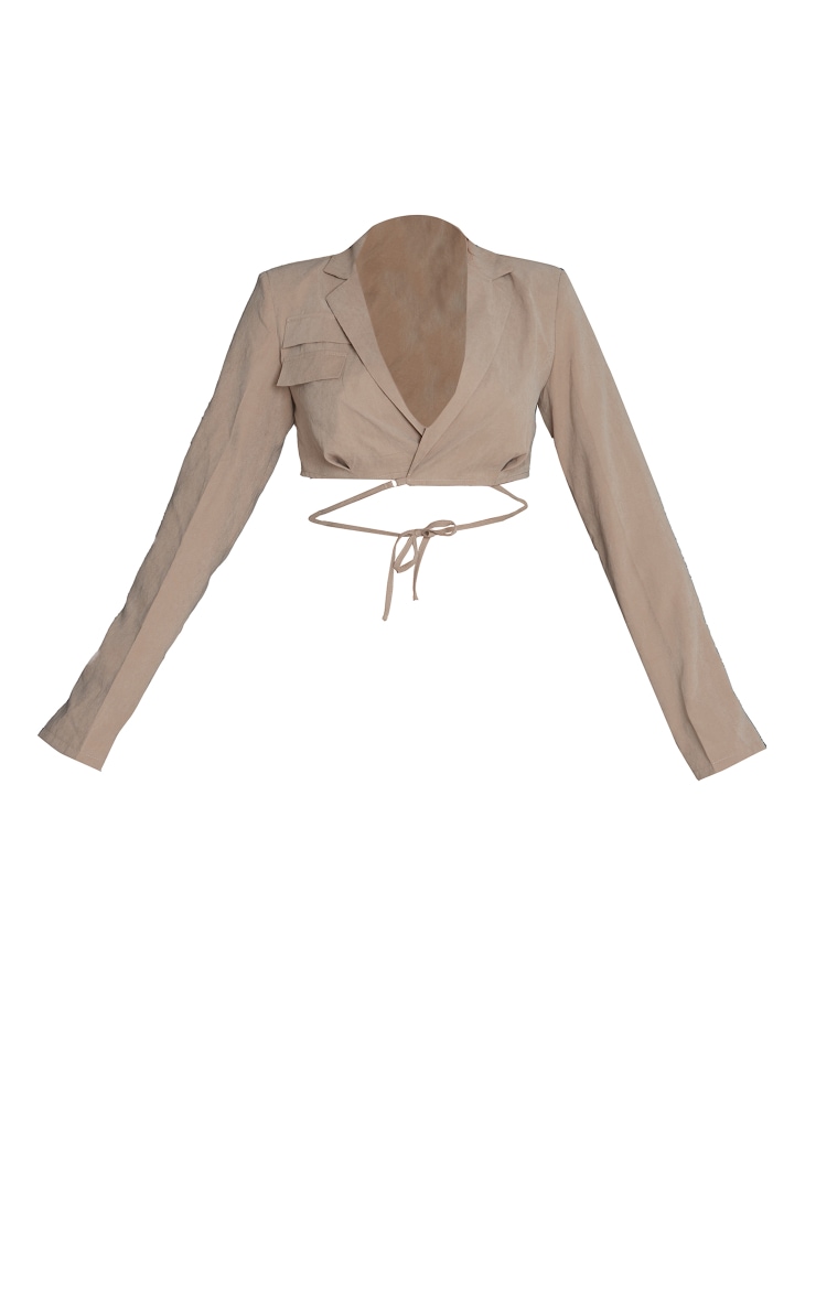 Forever New Petite - Robe chemise longue à imprimé fleuri placé - Pêche