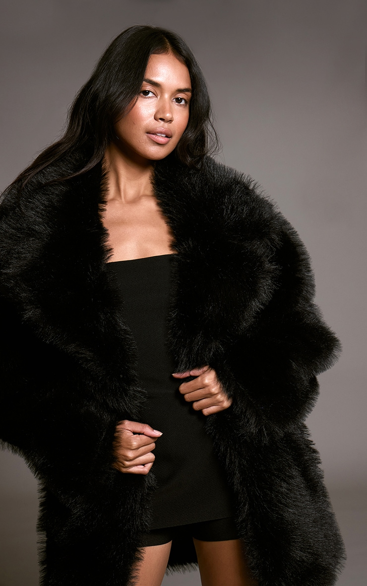 Black Oversized Midi Faux Fur Coat image 4