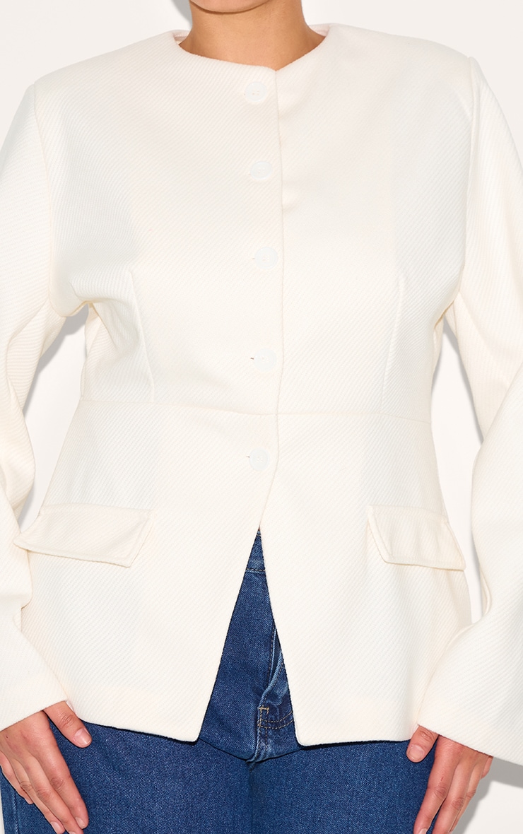 Blazer Long Modèle Crème Grande Taille Boutonné Sans Col image 4