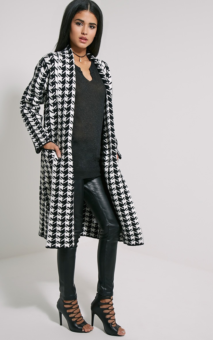 Laurie Dogtooth Coat Coats & Jackets PrettylittleThing