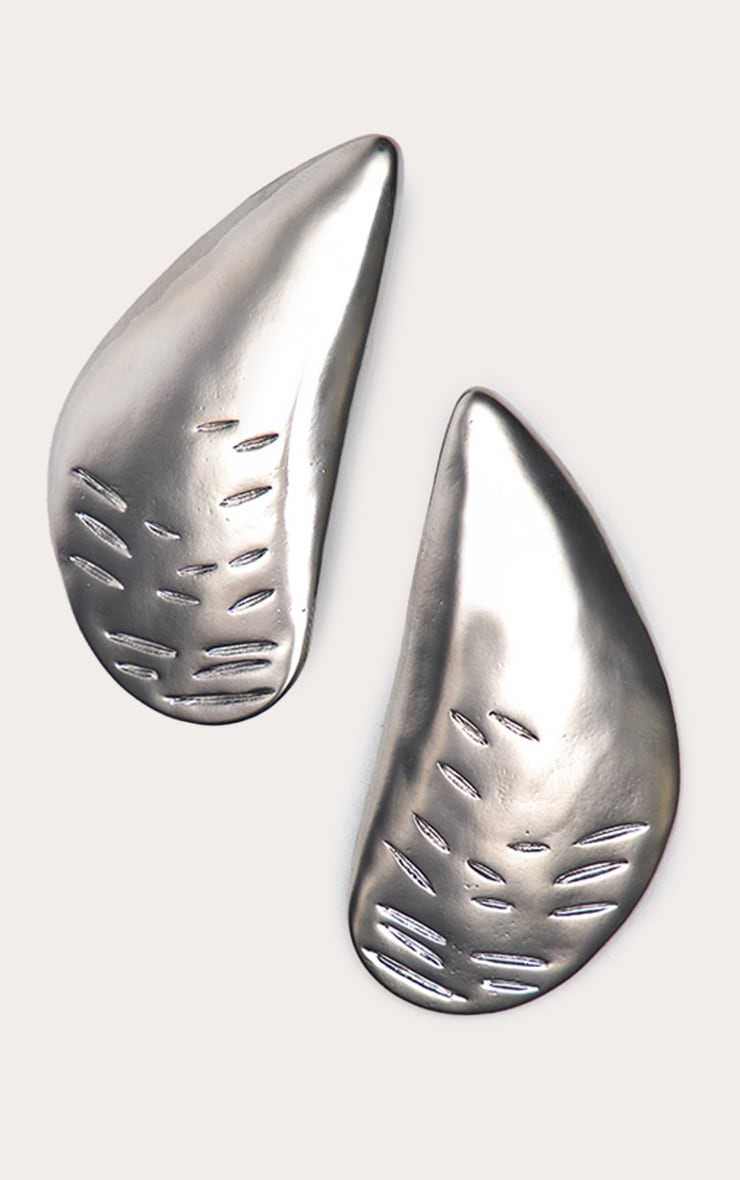 Silver Oyster Shape Oversized Stud Earrings image 3