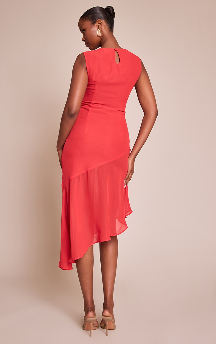 Robe mi-longue asymétrique en mousseline de soie rouge à col bateau image 2