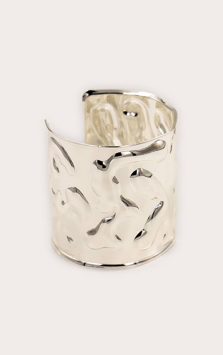 Bracelet manchette symétrique martelé argenté image 2