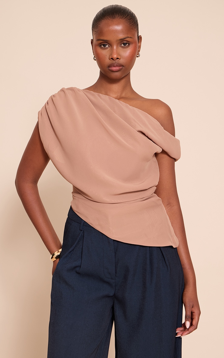 Top long asymétrique en mousseline de soie gris champignon drapé image 1