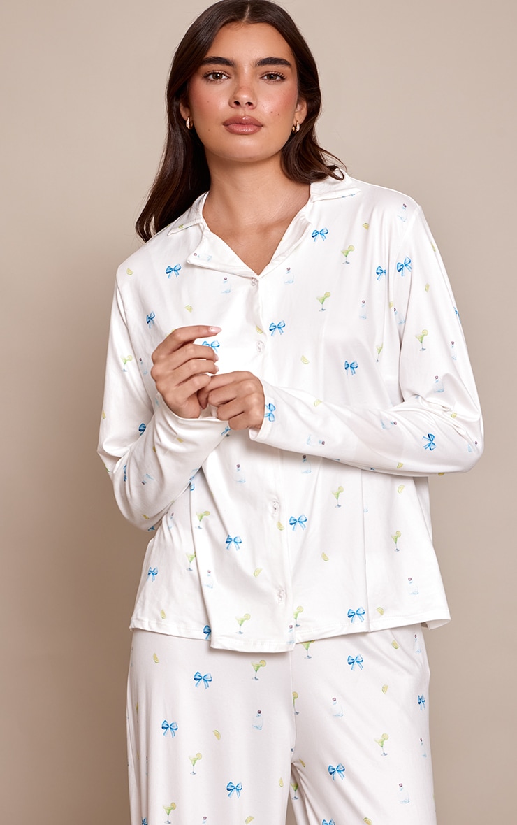 Ensemble de pyjama crème imprimé cocktails à manches longues et boutons image 4