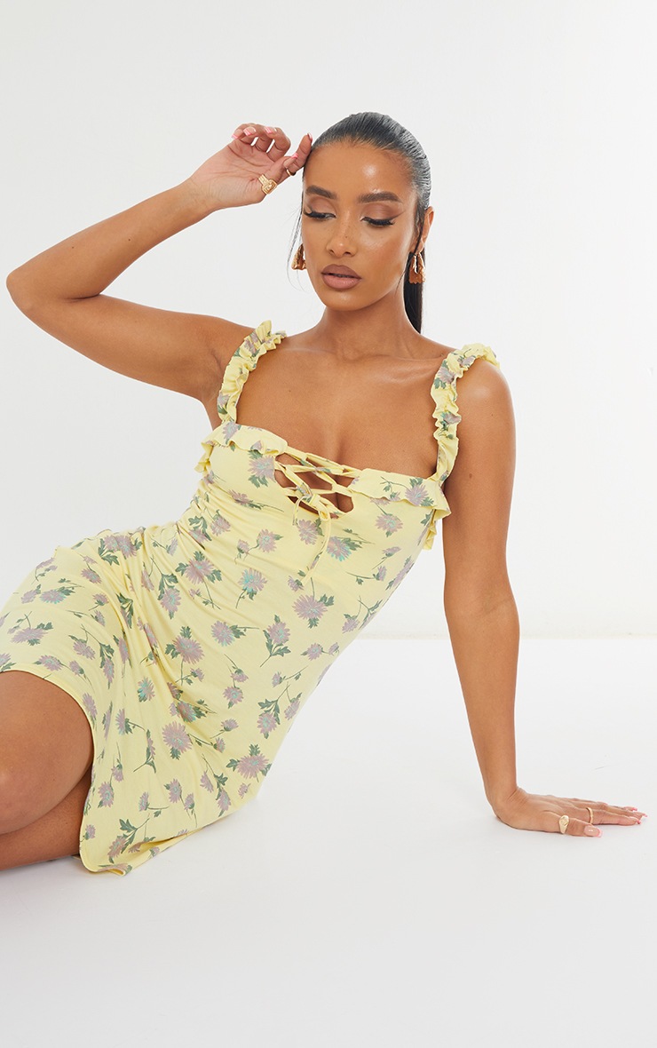 Pretty little thing red floral print frill detail shift store dress
