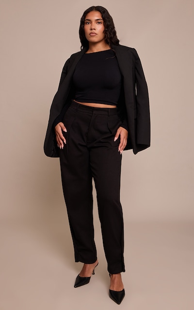 Shape Pantalon taille haute de tailleur noir à plissures et ourlets resserrés boutonnés