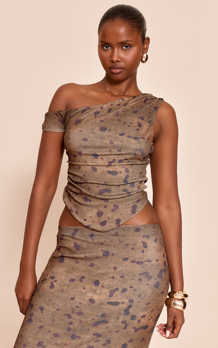 Khaki Abstract Print Onion Sleeveless Asymmetric Hem Top image 1