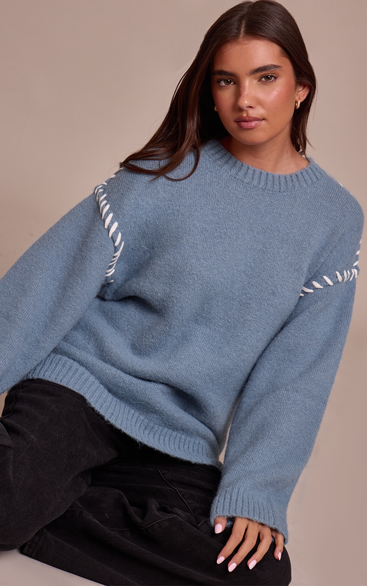 Pull en maille tricot bleu poudré à coutures point droit image 4