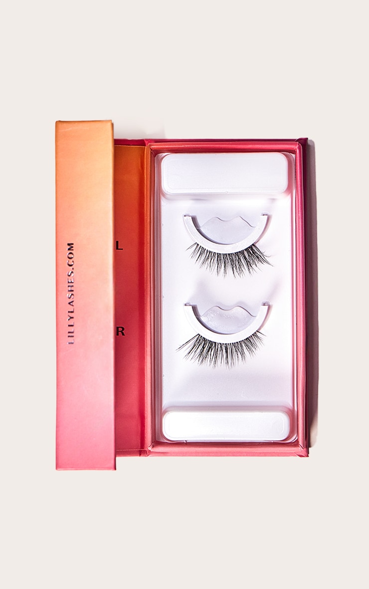 Lilly Lashes Self Adhesive Half Lashes Daydreamer image 2