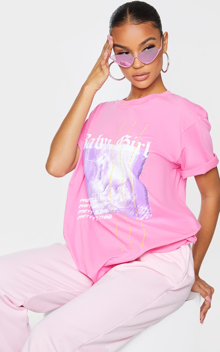 PRETTYLITTLETHING - Tee-shirt rose à imprimé Baby Girl