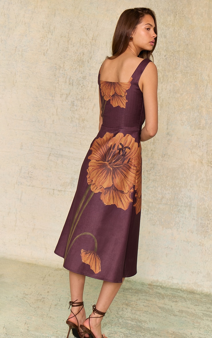 Robe mi-longue chocolat foncé fleurie à col carré image 2