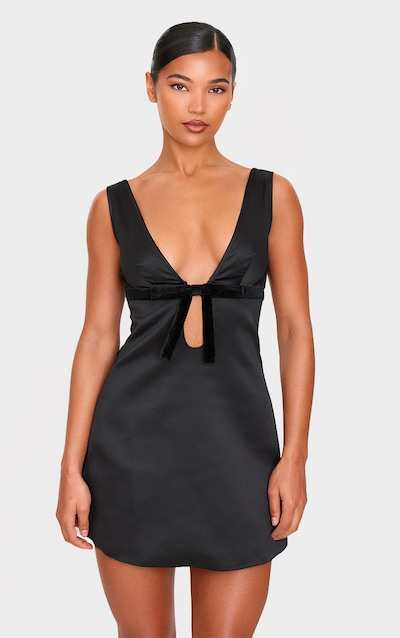 Robe trapèze satinée noire à détail noeud