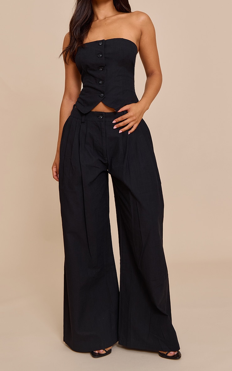 Petite Black Woven Pleat Detail Wide Leg Pants image 2