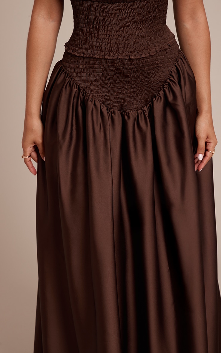 Petite Chocolate Ruched Waist Flowy Maxi Skirt image 4