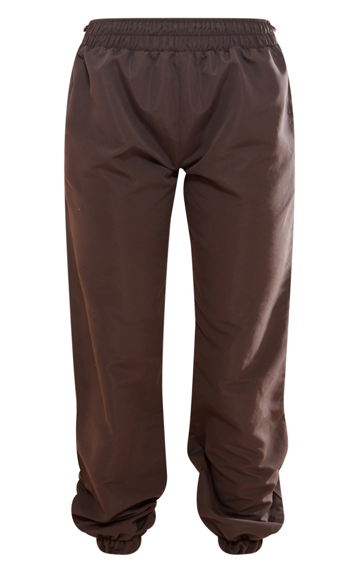 Pantalon cargo taille basse en nylon kaki foncé à cordons ajustables image 5