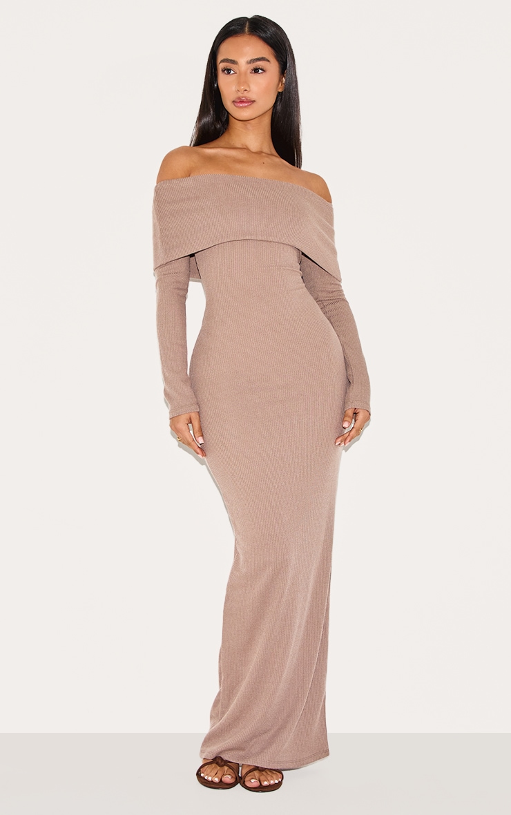Petite Robe longue côtelée taupe repliée image 3