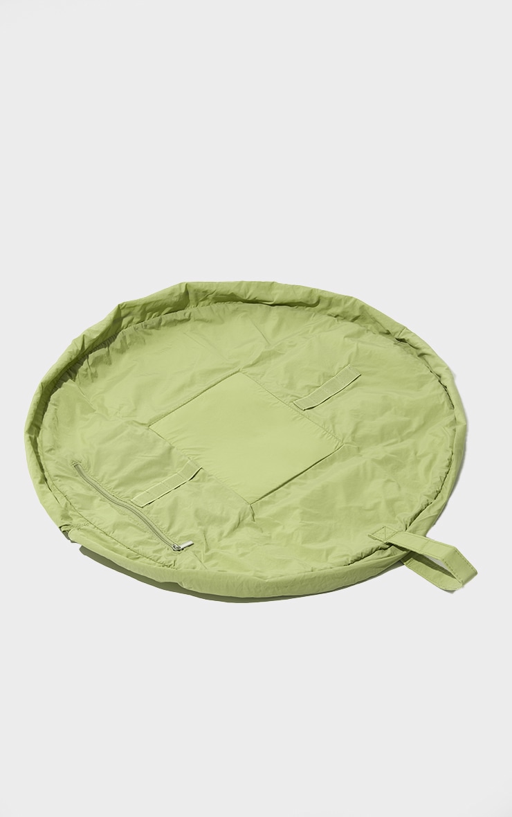 The Flat Lay Co. Drawstring Makeup Bag In Light Green Parachute image 3