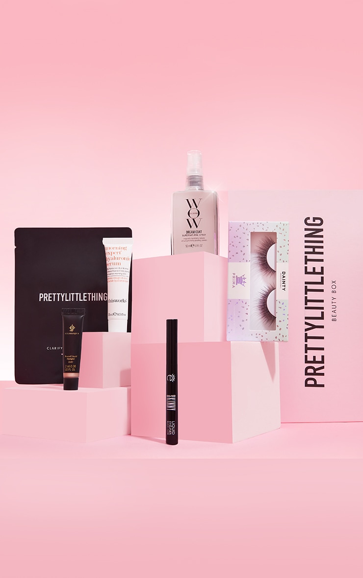 PRETTYLITTLETHING Essentials Beauty Box (Worth £60) PrettyLittleThing