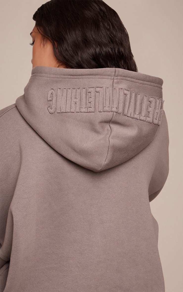 Shape PRETTYLITTLETHING Charocal Grey Chocolate Hoodie image 4