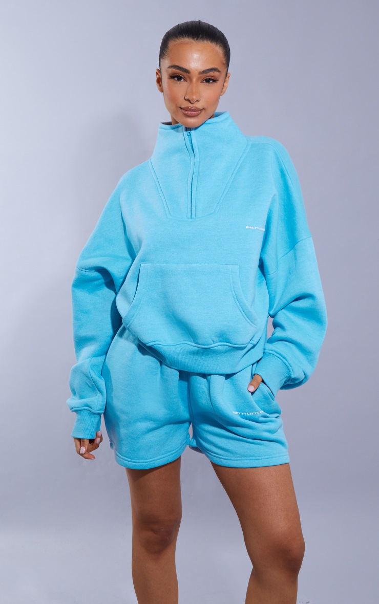 PRETTYLITTLETHING Petite Light Blue Quarter Zip Jumper
