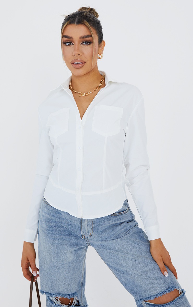 Chemise ajustée en popeline blanche à détail poches