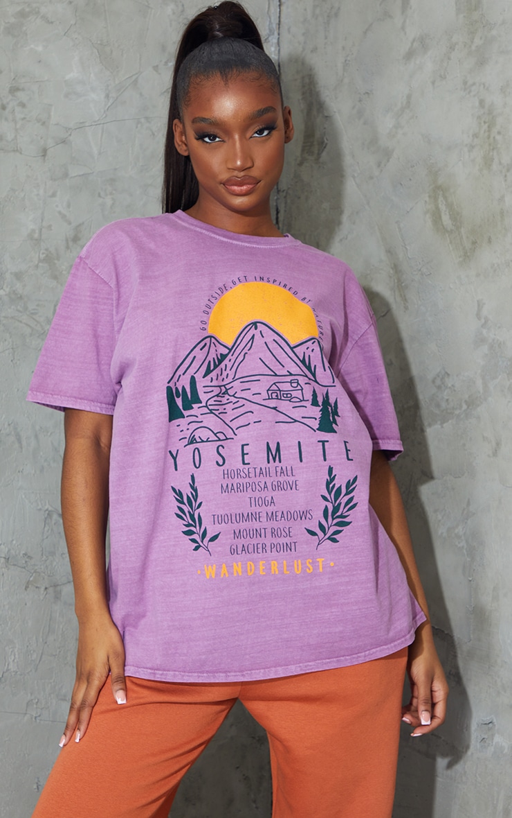 T-shirt mauve délavé imprimé Wanderlust