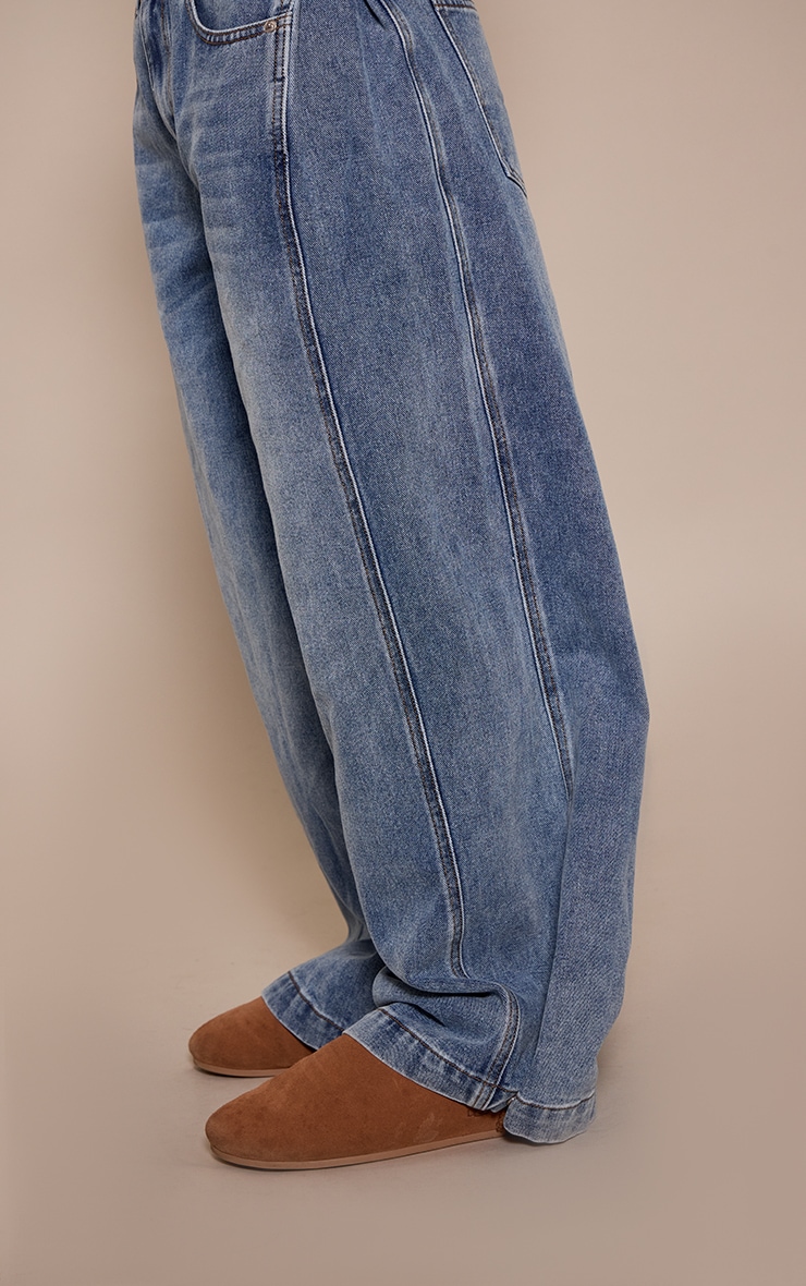 Petite Mid Blue Denim Side Pleated Detail Wide Leg Jeans image 4