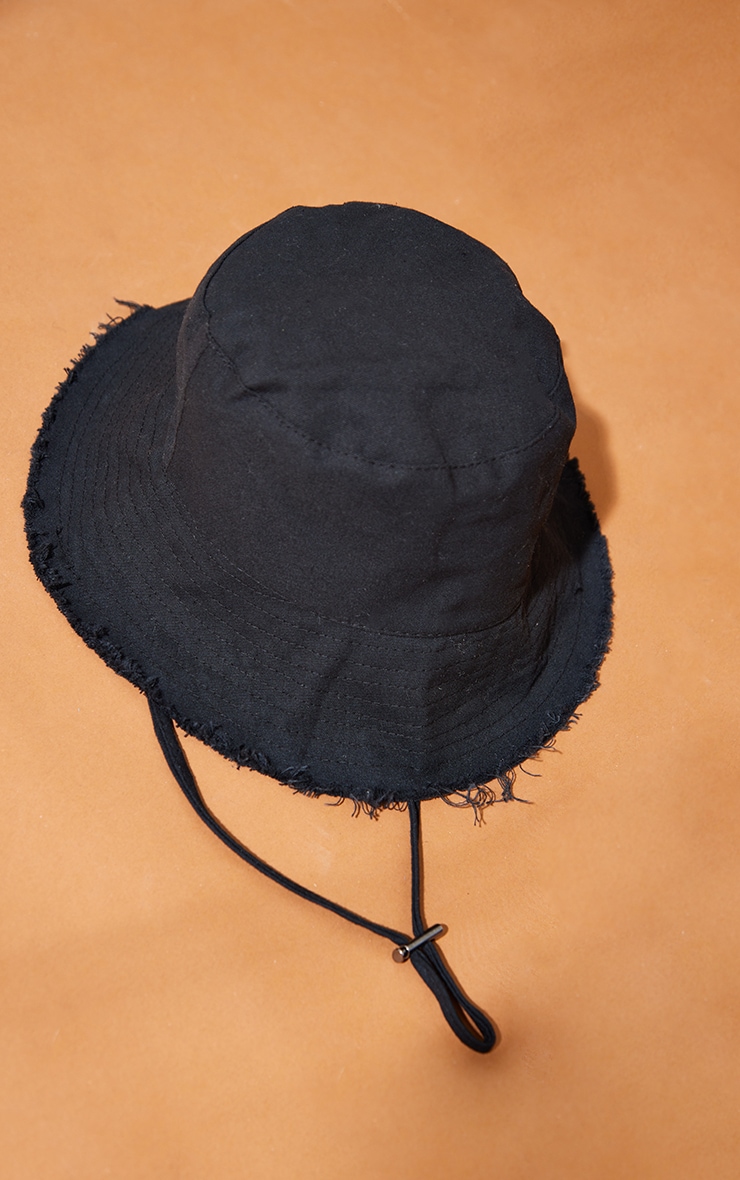 Black Frayed Edge Toggle Bucket Hat image 2