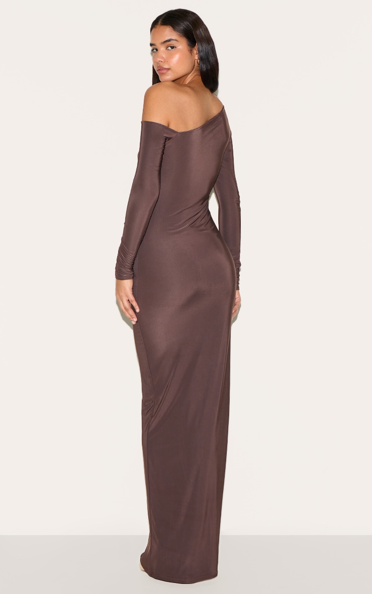 Tall Robe longue moulante doublée chocolat profond à col asymétrique image 2