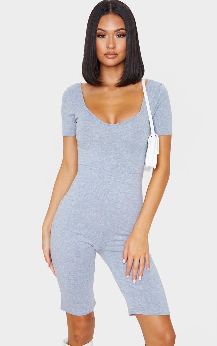Combishort gris à manches courtes et détail bustier