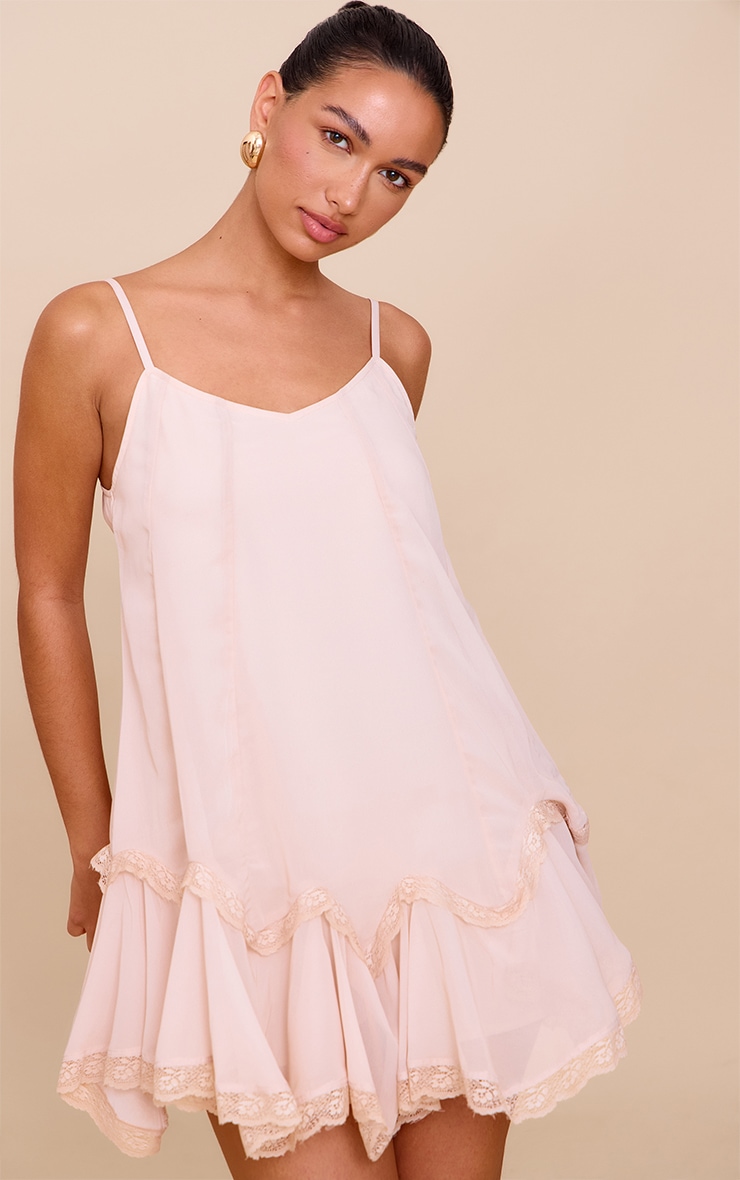 Cami Mini Robe en Dentelle couleur Rose mousseline de soie image 1