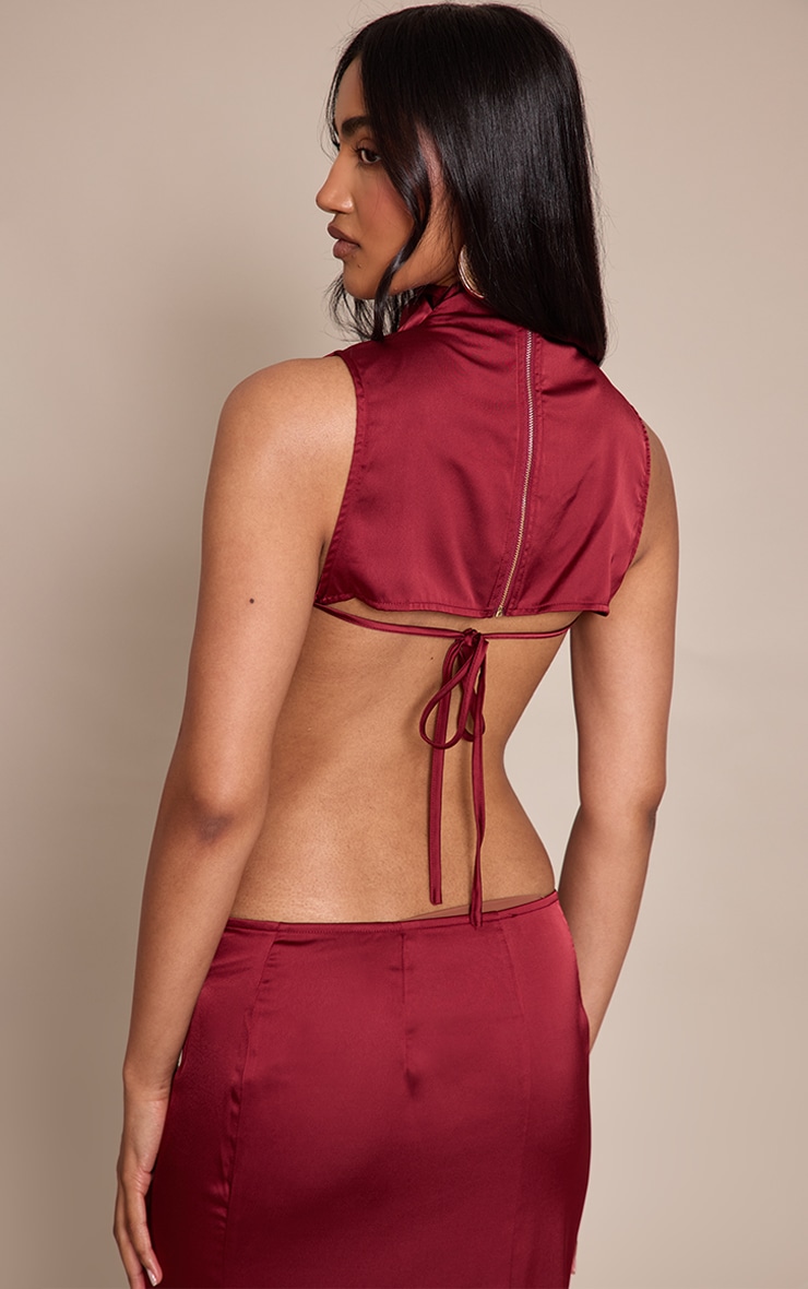 Crop top satiné bordeaux noué dans le dos à col bénitier ras image 2