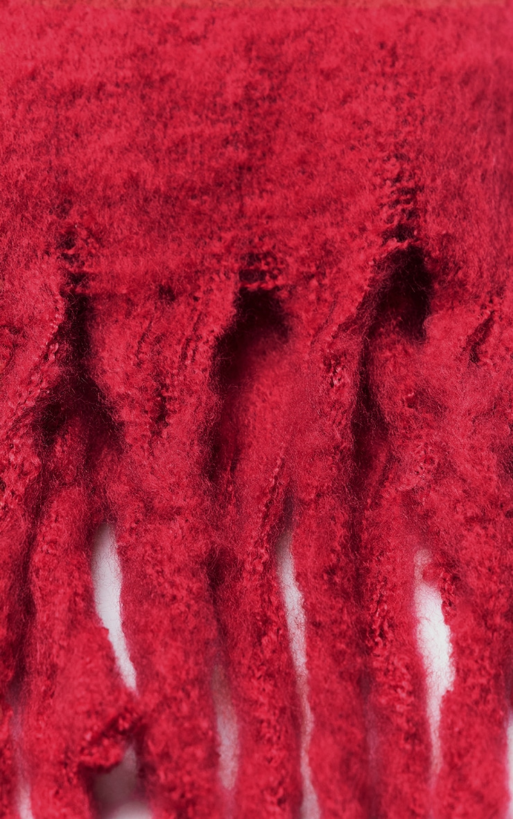 Écharpe en maille tricot élimée bordeaux à franges image 3