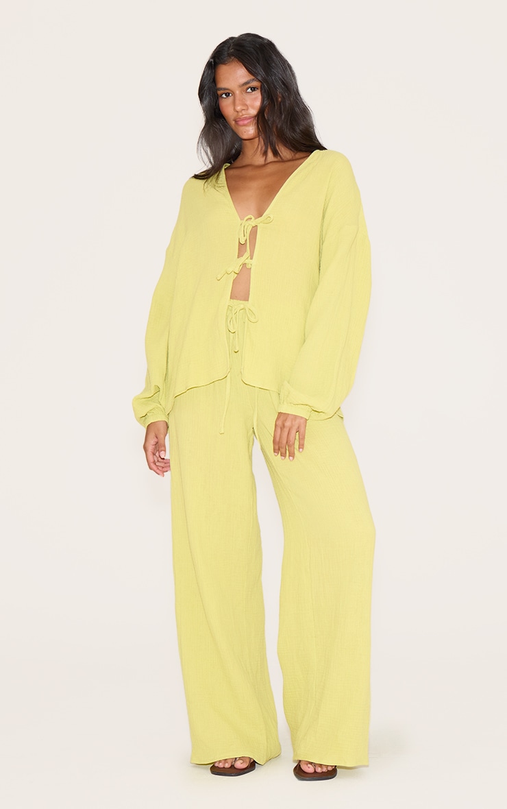 Pantalon large en étamine texturée chartreuse image 1