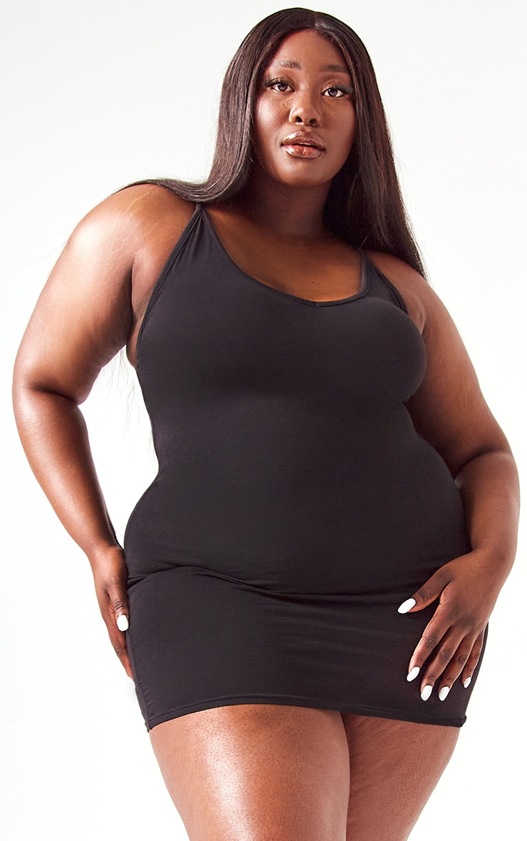 PLT Essentiel Plus - Robe moulante basique noire à bretelles et décolleté très plongeant