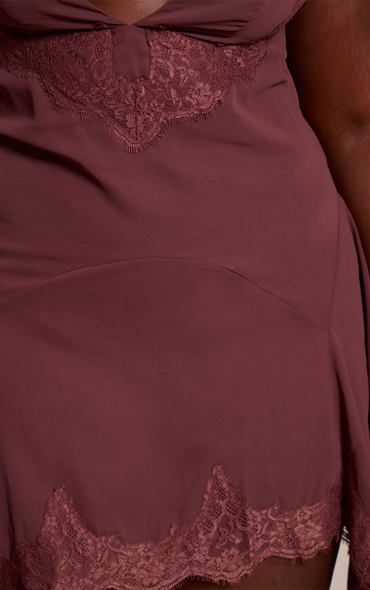 Plus Dark Plum Lace Trim Plunge Bodycon Dress image 4