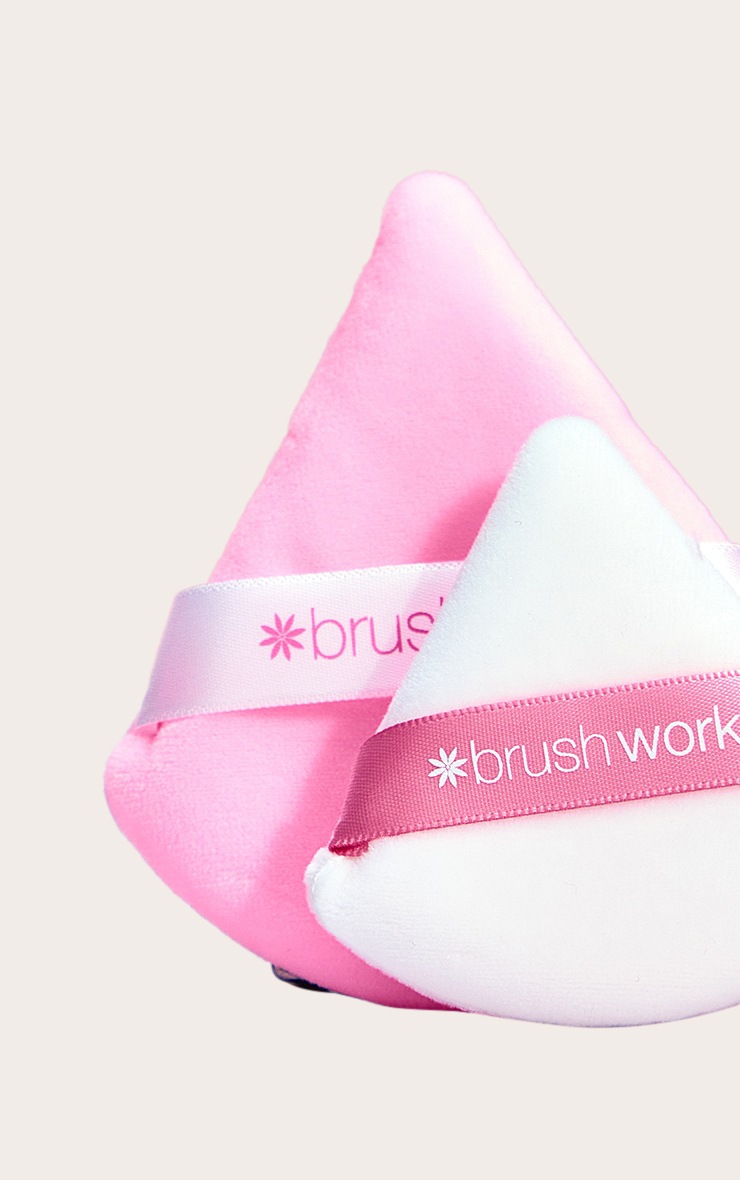 Brushworks Pink Triangular Powder Puff Duo image 4
