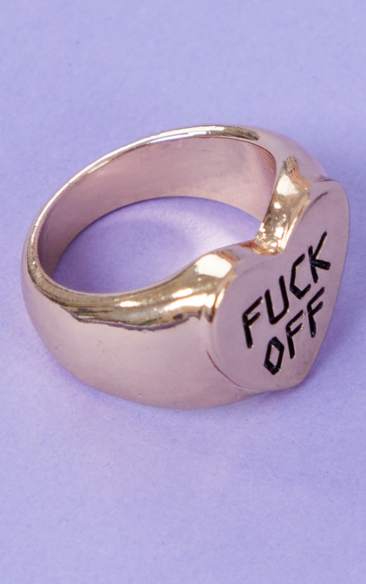 Bague coeur dorée à slogan F*ck Off image 3