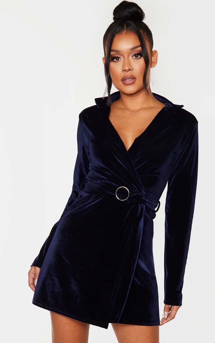 Robe moulante blazer bleu marine à ceinture anneau