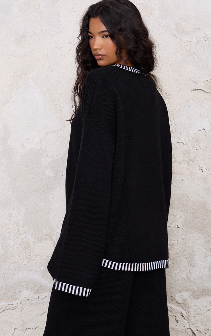 Monochrome Contrast Stitch Detail Knit Oversized Jumper image 2