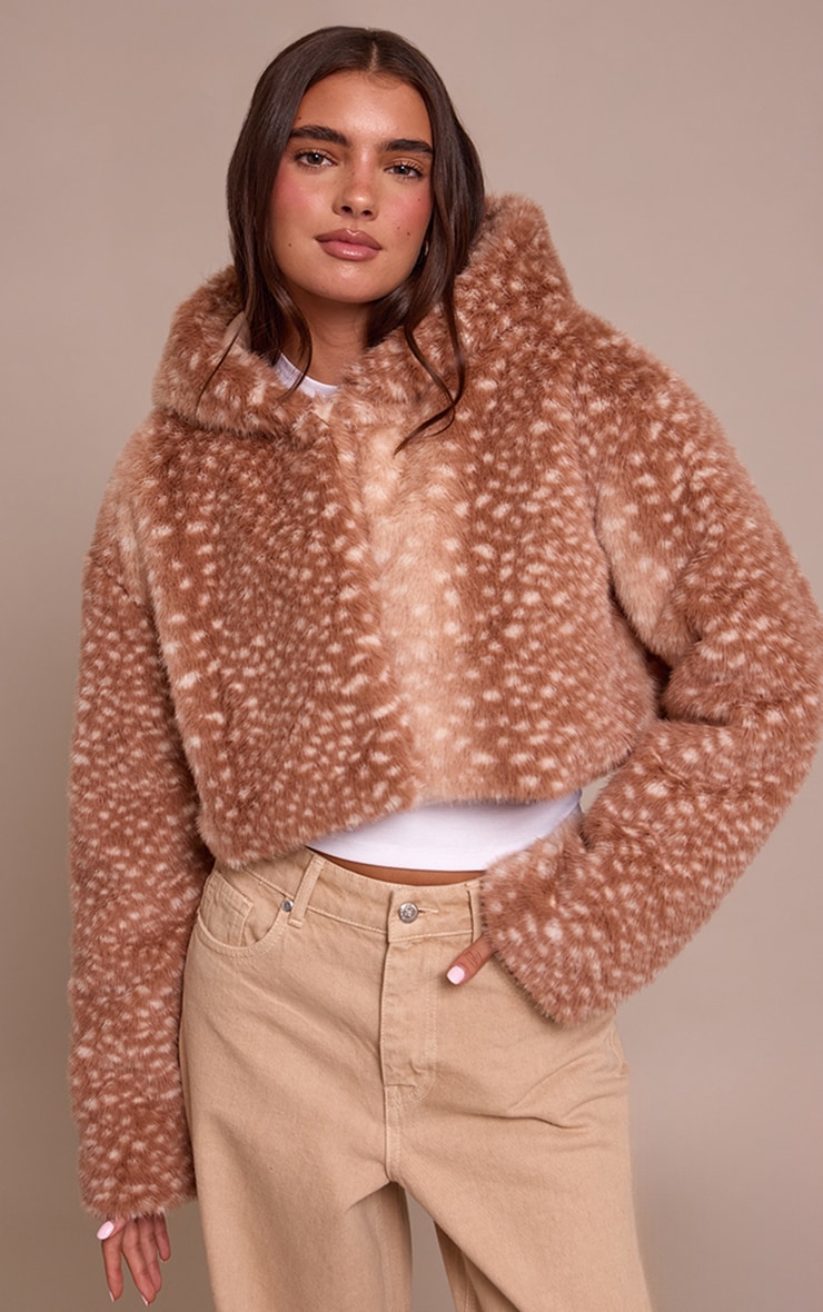 Manteau court en fausse fourre marron imprimé cerf à capuche image 4