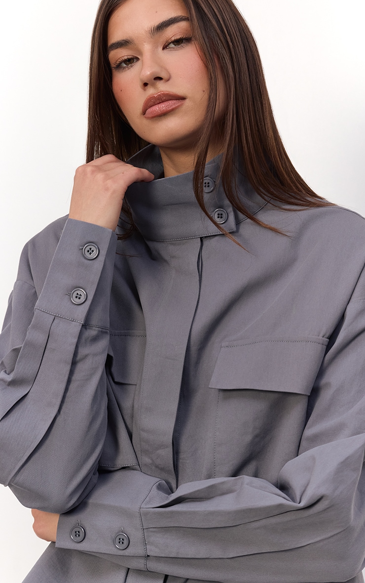 Chemise carrée en coton gris à col entonnoir