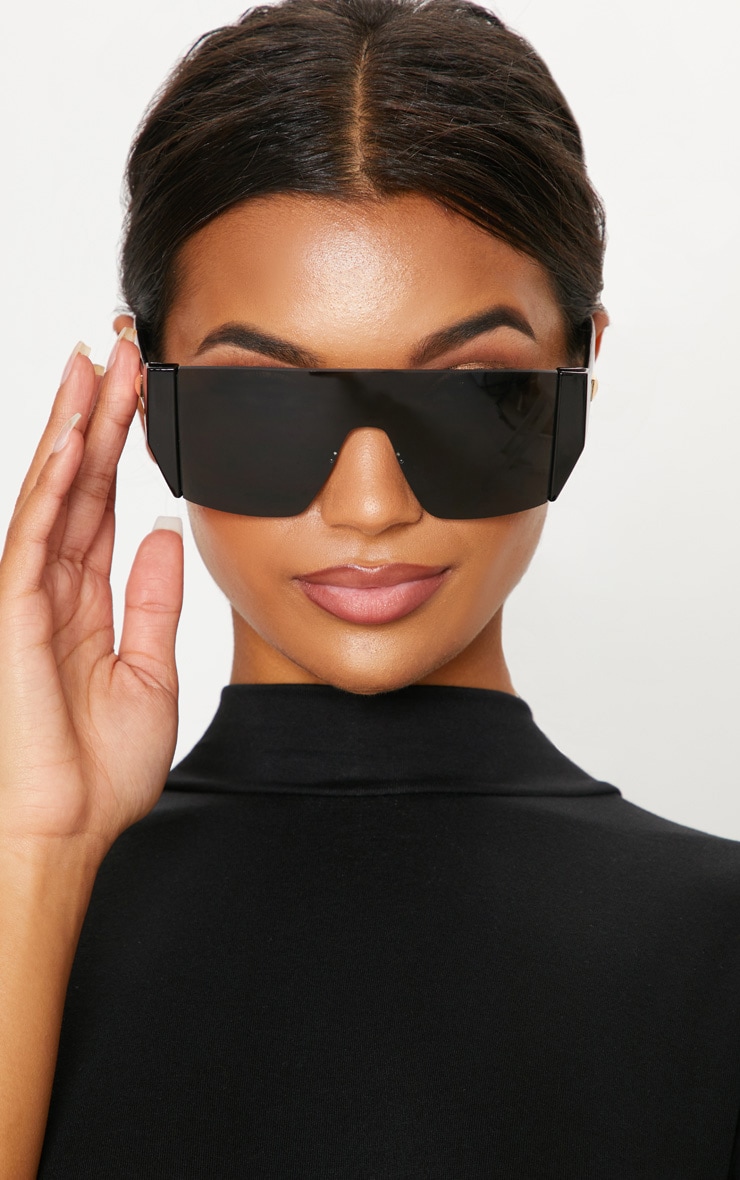 Black Flat Top Statement Sunglasses
