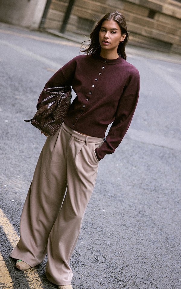 Pantalon droit brossé coupe tailleur couleur champignon