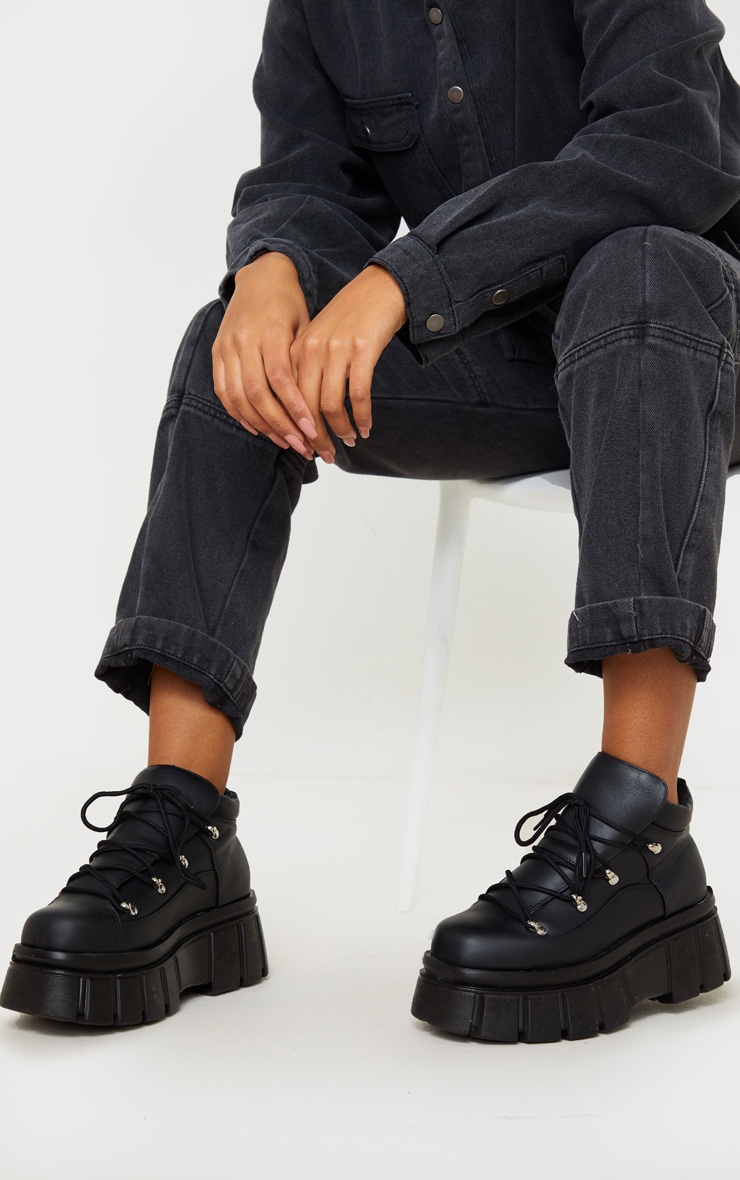 flatform boots black
